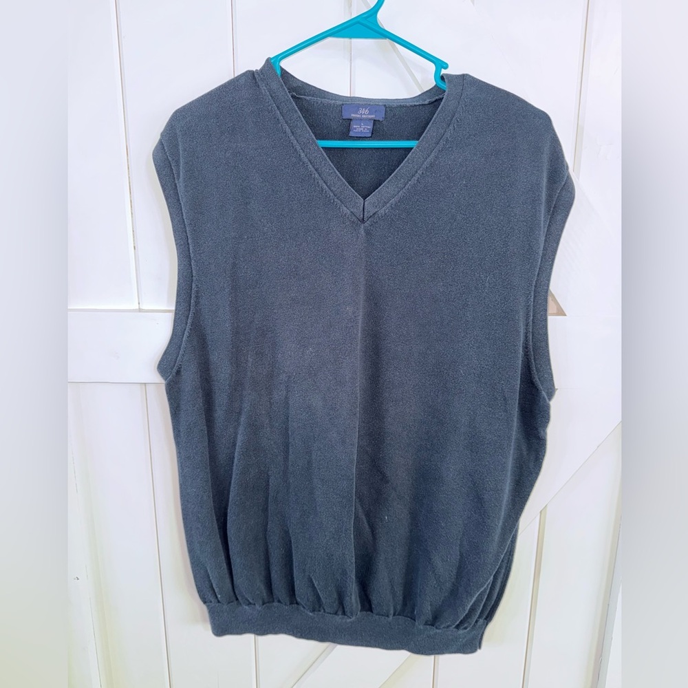 BROOKS BROTHERS 346 MEN’S V-NECK SWEATER VEST. 100% COTTON NAVY PULLOVER. SIZE L